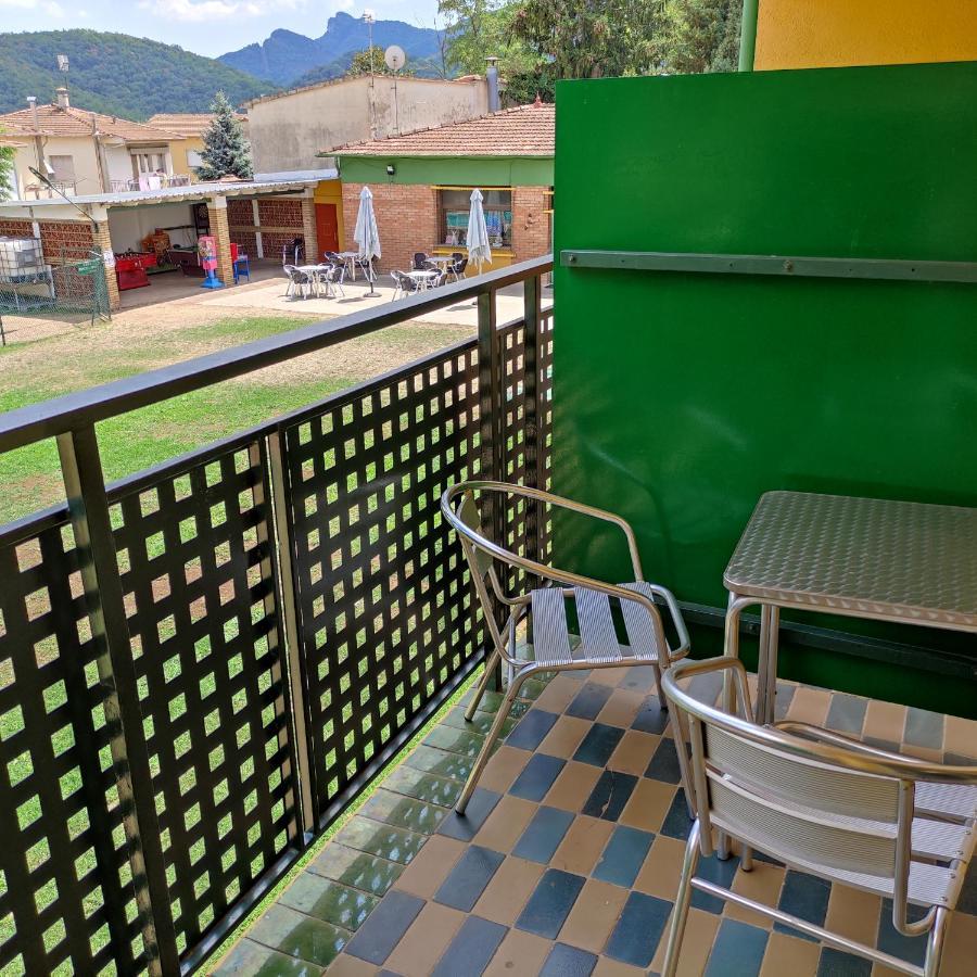 Alberg Restaurant Bellavista Santa Pau Bagian luar foto