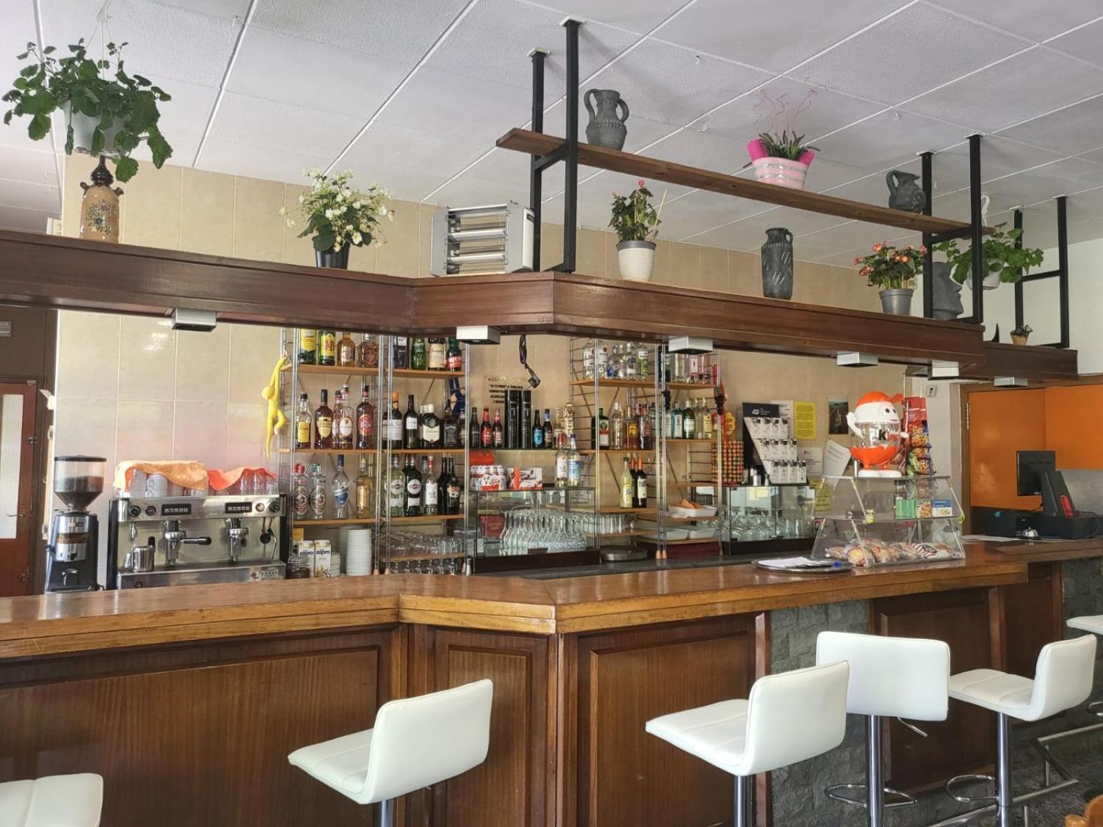 Alberg Restaurant Bellavista Santa Pau Bagian luar foto