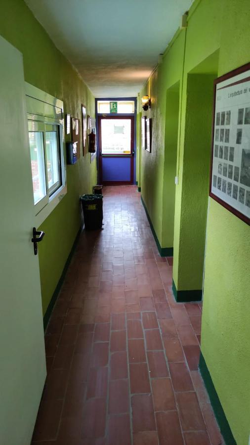 Alberg Restaurant Bellavista Santa Pau Bagian luar foto